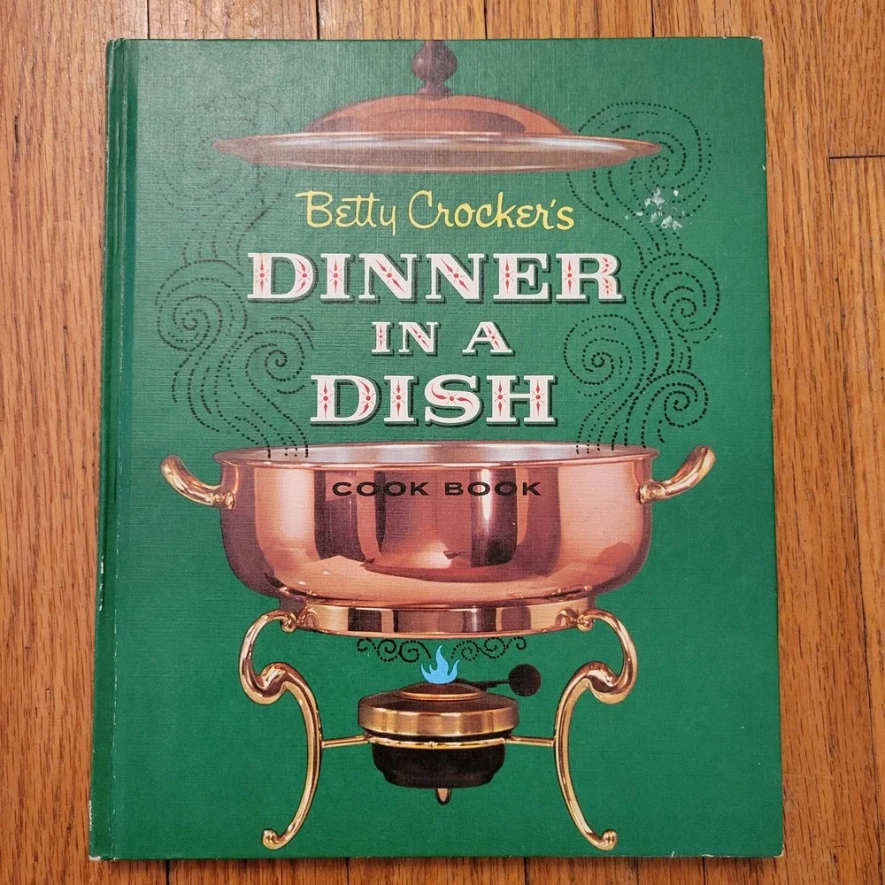 Betty Crocker Dinner in a Dish‎ Cookbook First Edition 1965 Vintage Recipes